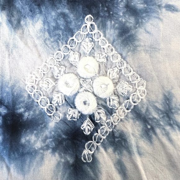 Soft Surroundings Women’s Tie Dye Sheer Embroidered Cropped Pants Size XL GUC - Picture 9 of 9